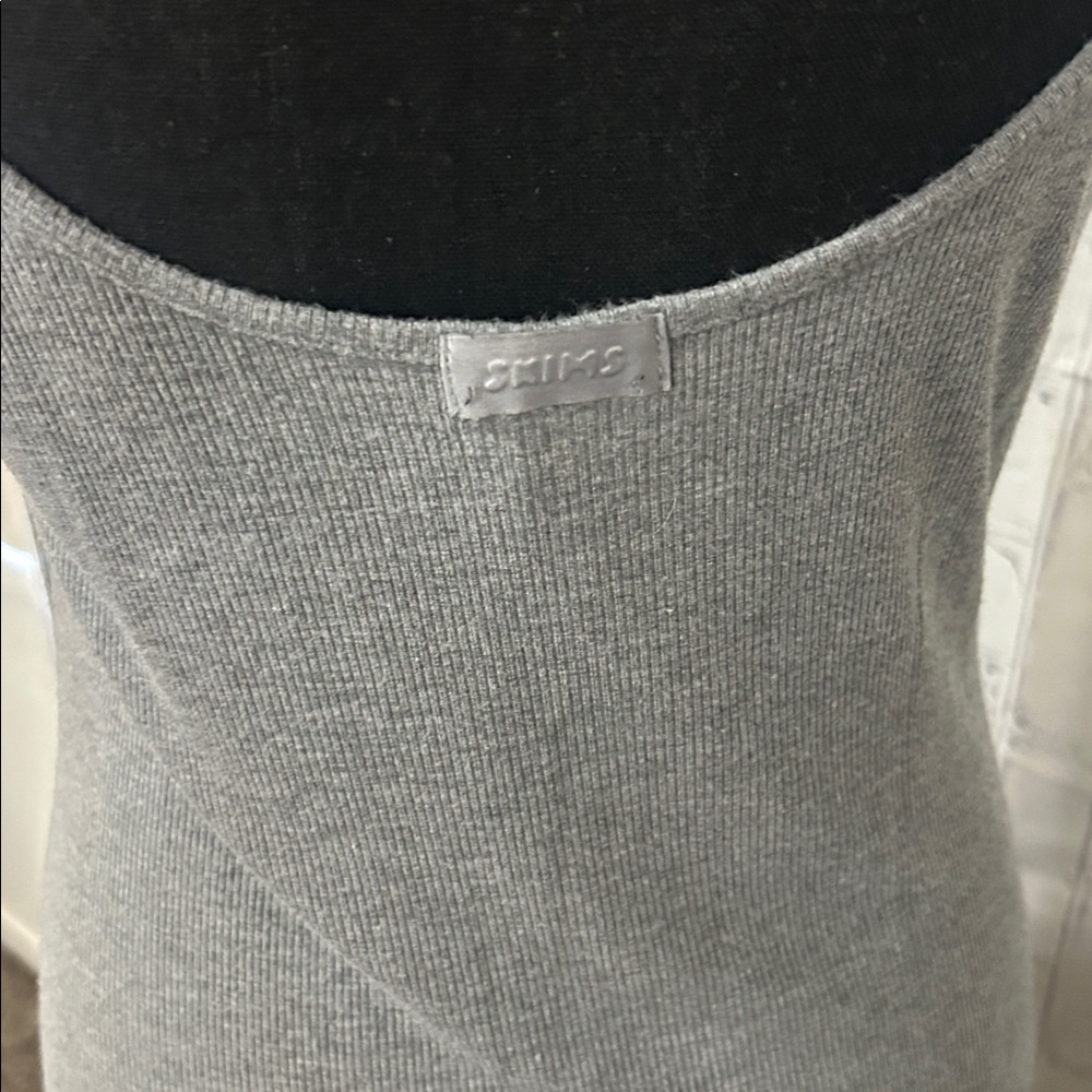 SKIMS Charcoal Maxi Dress size 2x. Fantastic condition - Picture 3 of 4